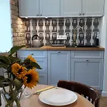 Klimatyczny Apartament Z Antresola