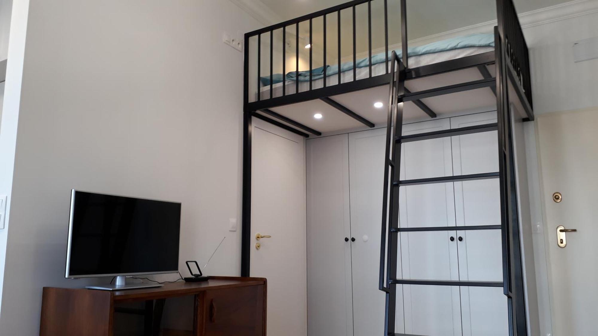 Klimatyczny Apartament Z Antresola