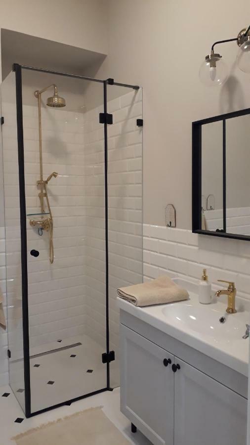 Klimatyczny Apartament Z Antresola
