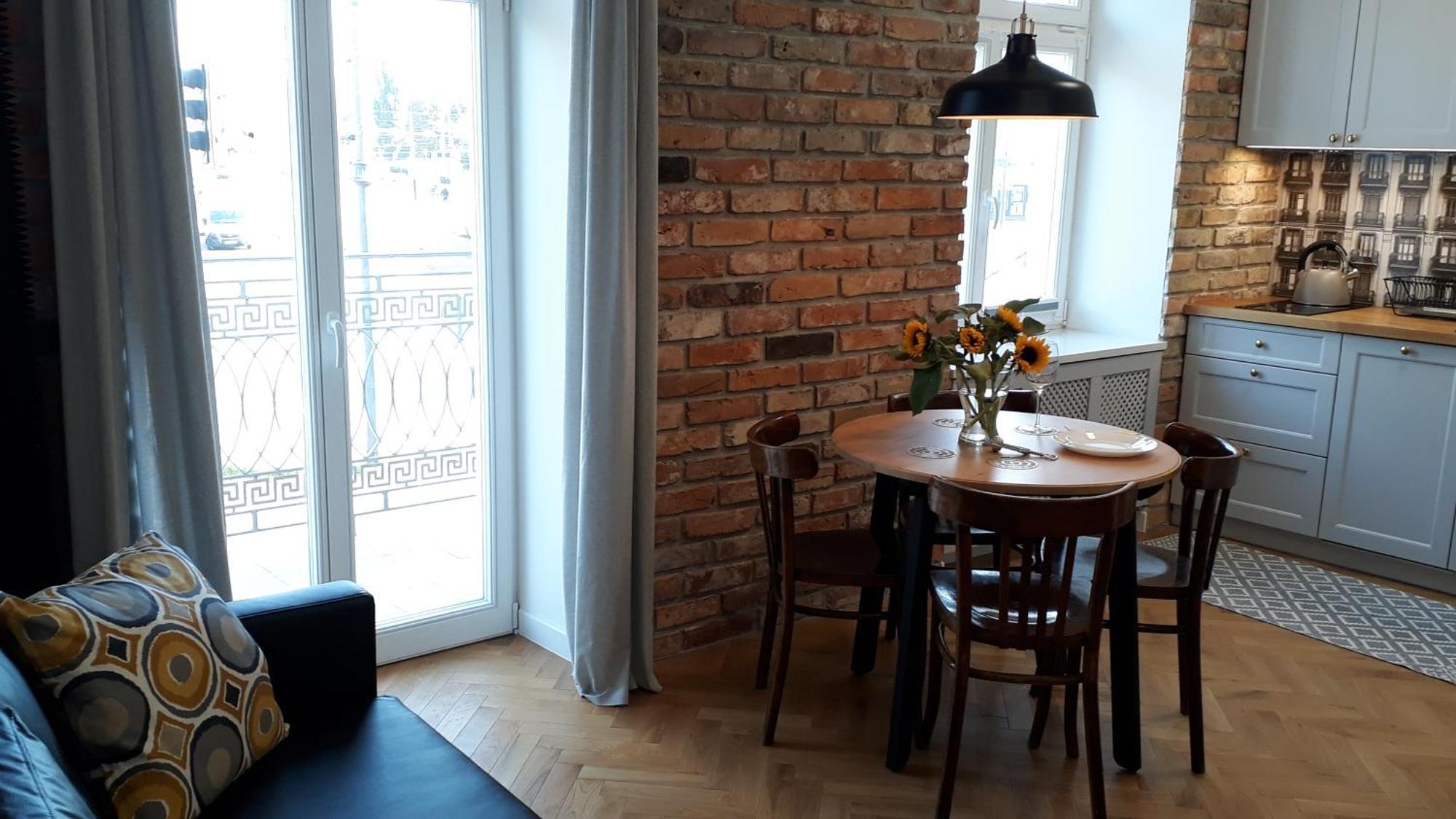 Klimatyczny Apartament Z Antresola Warszawa