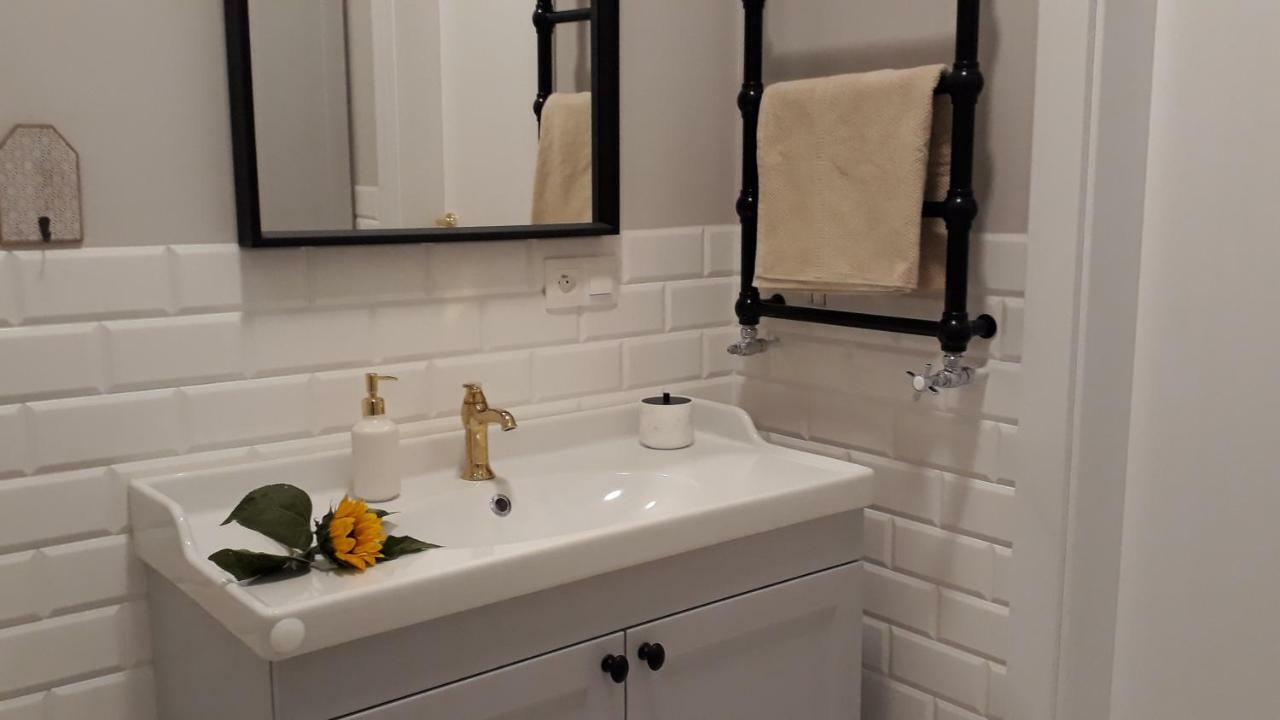 Klimatyczny Apartament Z Antresola Apartament *